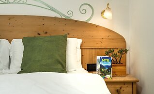 Albergo Alla Costa