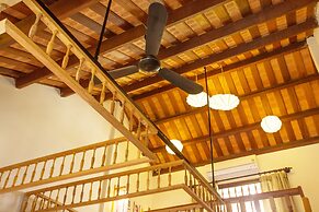 Hoi An Pho Library Hotel