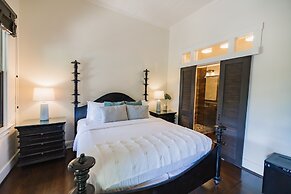 Lumeria Maui Educational Retreat Center