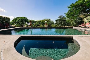 Lumeria Maui Educational Retreat Center