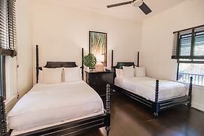 Lumeria Maui Educational Retreat Center