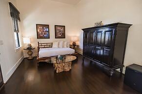 Lumeria Maui Educational Retreat Center