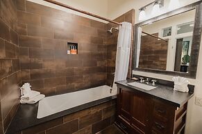 Lumeria Maui Educational Retreat Center