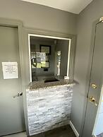 Red Carpet Inn and Suites