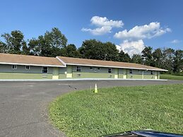 Red Carpet Inn and Suites