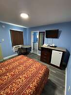 Red Carpet Inn and Suites