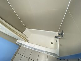 Red Carpet Inn and Suites