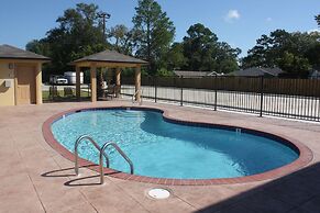 Americas Best Value Inn & Suites Lake Charles at I-210 Exit 11