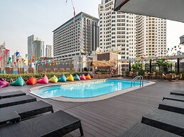 VELA Dhi GLOW Pratunam