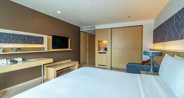 VELA Dhi GLOW Pratunam