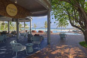 OUTRIGGER Maldives Maafushivaru Resort