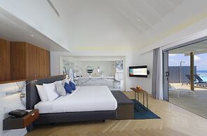 OUTRIGGER Maldives Maafushivaru Resort