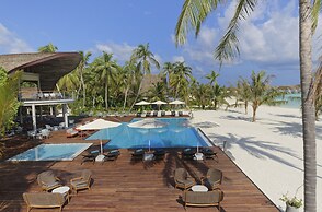 OUTRIGGER Maldives Maafushivaru Resort