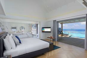 OUTRIGGER Maldives Maafushivaru Resort