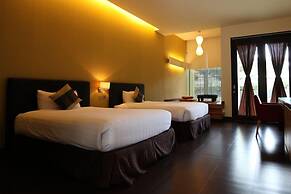 Mikie Holiday Resort & Hotel