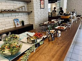 Court Hotel Shinyokohama