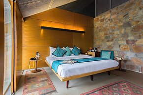 Mana Hotel