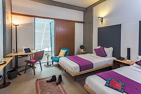 Mana Hotel