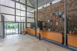 Mana Hotel