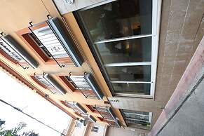 Royal Inn Aparthotel