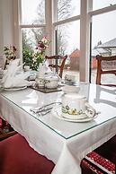 Beaumont House with FREE off-site Health Club - Adults Only