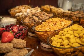 Beaumont House with FREE off-site Health Club - Adults Only