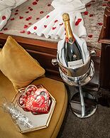 Beaumont House with FREE off-site Health Club - Adults Only