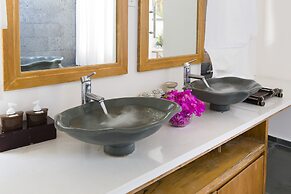 Rock Water Bay Beach Resort & Spa