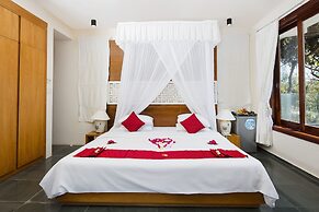 Rock Water Bay Beach Resort & Spa