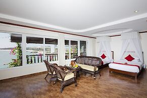 Rock Water Bay Beach Resort & Spa