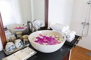 Rock Water Bay Beach Resort & Spa