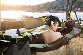 Rock Water Bay Beach Resort & Spa