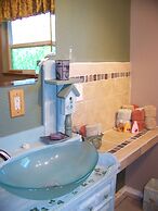 Daybreak Haven Bed & Breakfast