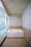 Quoc Cuong Center Da Nang Hotel by Haviland