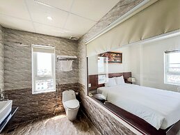 Quoc Cuong Center Da Nang Hotel by Haviland