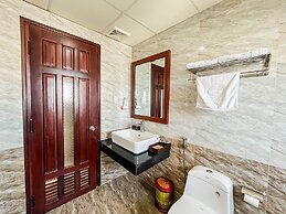 Quoc Cuong Center Da Nang Hotel by Haviland