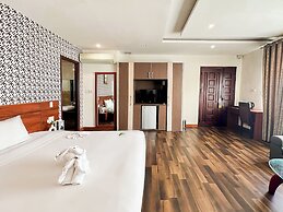 Quoc Cuong Center Da Nang Hotel by Haviland