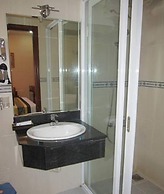 RedDoorz near Gia Dinh Park