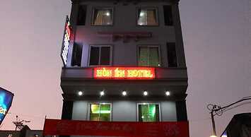 RedDoorz near Gia Dinh Park