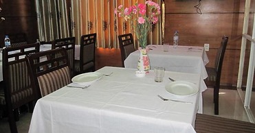 RedDoorz near Gia Dinh Park