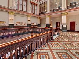 Hilton Garden Inn Milwaukee Downtown