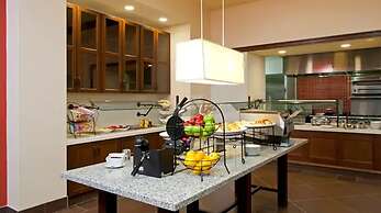 Hilton Garden Inn Milwaukee Downtown