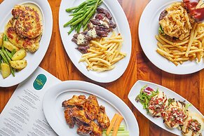 Hilton Garden Inn Milwaukee Downtown