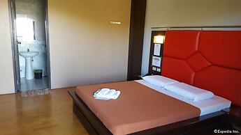 Hollywood Drive-In Hotel