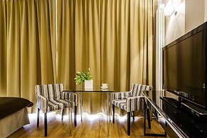 Triton Park Apartments