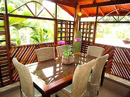 Physis Caribbean Bed & Breakfast