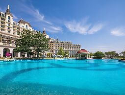 Crowne Plaza Qingdao Ocean Spring Resort by IHG