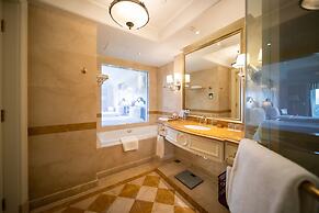 Crowne Plaza Qingdao Ocean Spring Resort by IHG