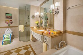 Crowne Plaza Qingdao Ocean Spring Resort by IHG