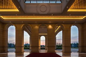 Crowne Plaza Qingdao Ocean Spring Resort by IHG